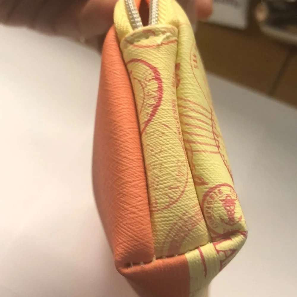 Ipsy makeup bag